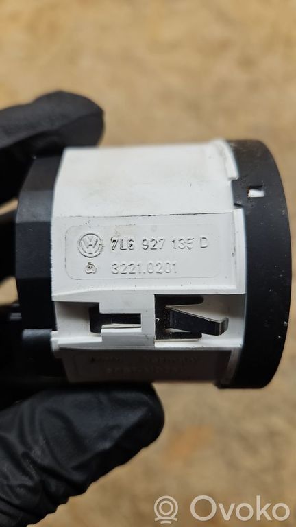 Volkswagen Touareg I Suspension ride height/mode switch