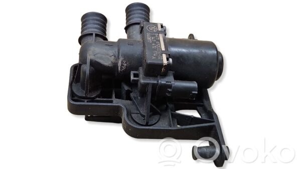 BMW 5 E60 E61 Coolant heater control valve