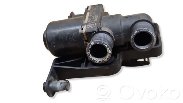 BMW 5 E60 E61 Coolant heater control valve