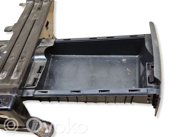 rrr-part-1518-baf211654f6ac8ffc884fb2b1f288077 Volkswagen Touareg I Seat frame