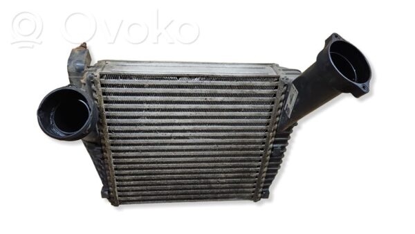 Volkswagen Touareg I Intercooler radiator