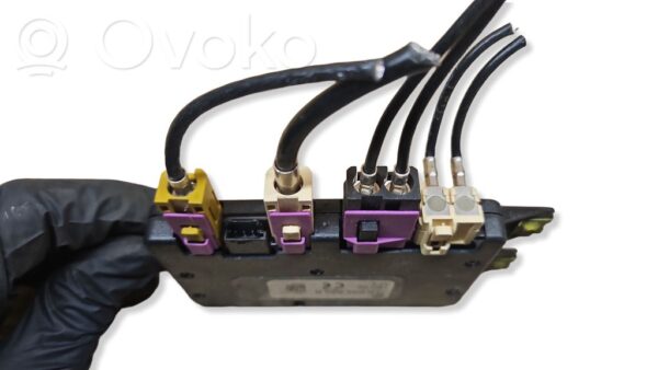 rrr-part-1559-539f429e77ec96177969565a83d9c0d0 Volkswagen Touareg I Aerial antenna amplifier
