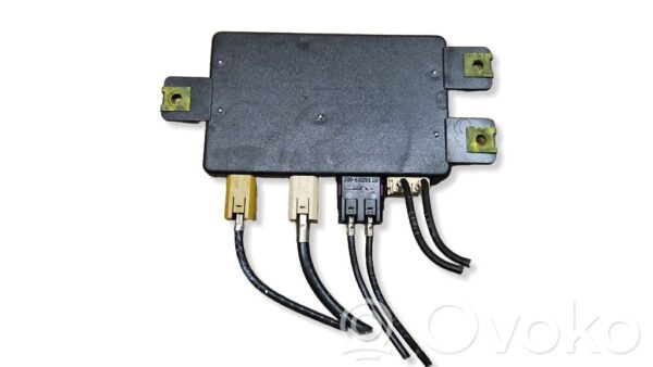rrr-part-1559-cec37f533b5ce29b6337aa682300f02a-1 Volkswagen Touareg I Aerial antenna amplifier