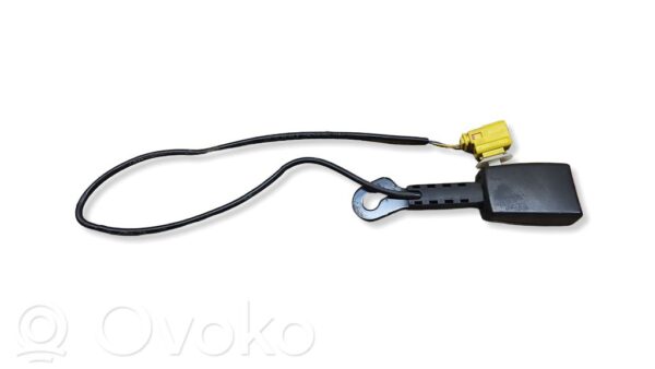 Volkswagen Touareg I Front seatbelt buckle