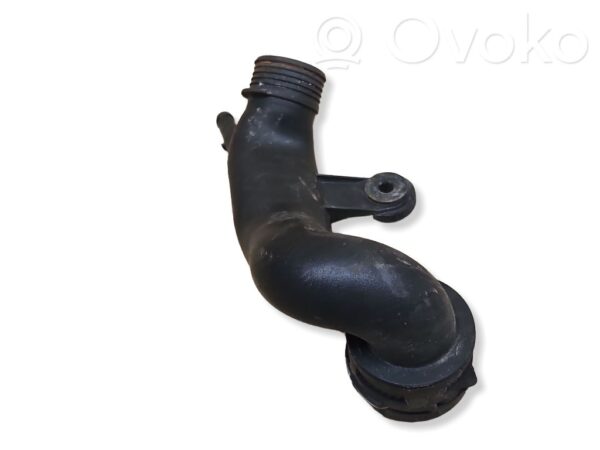 Volkswagen Touareg I Engine coolant pipe/hose