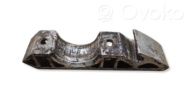 rrr-part-1580-eca70eaad77c19b1b87d2e3d3e768d18 Volkswagen Touareg I Sway bar bush bracket, front
