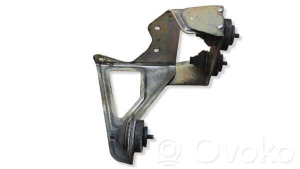 Volkswagen Touareg I ABS pump bracket