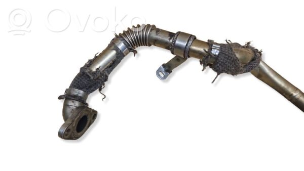 Volkswagen Touareg I EGR valve line/pipe/hose