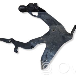 rrr-part-1610-fed8eaef9b2e076553594e07ed043321 Volkswagen Touareg I Webasto lisakütteseadme kinnitusklamber
