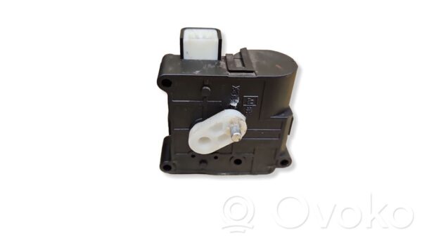 rrr-part-163-b49b76afb6cee78369330be68bc1af19-1 Toyota Avensis T250 Air flap motor/actuator