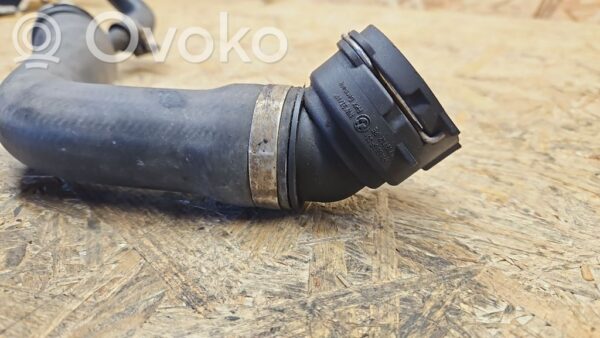 BMW 5 E60 E61 Engine coolant pipe/hose