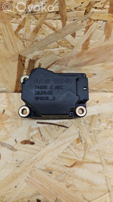 rrr-part-166-3fbc5155f7b9516e9fb540b3cd24a135 Volvo S60 Air flap motor/actuator