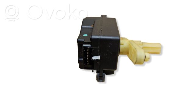 rrr-part-167-8114612f81c682c0434b48f0a49fbeb6-1 Volvo S60 Air flap motor/actuator