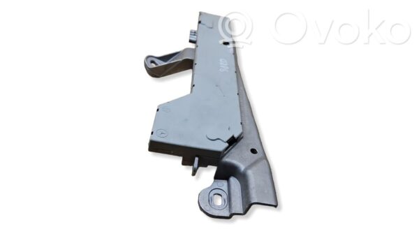 Mercedes-Benz CLS C219 Aerial antenna amplifier