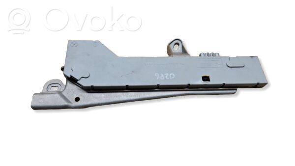 Mercedes-Benz CLS C219 Aerial antenna amplifier