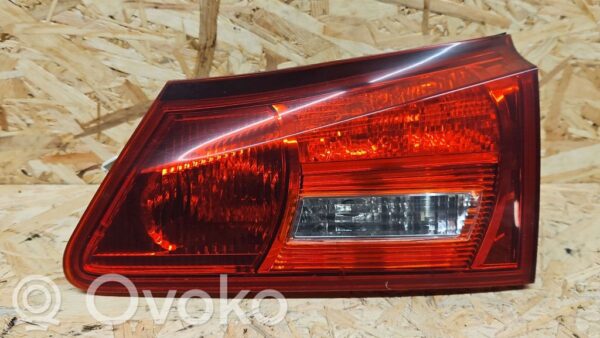 rrr-part-1713-2392e10d7d2f1c7a8cd0a08128ca7fcf Lexus IS 220D-250-350 Tailgate rear/tail lights
