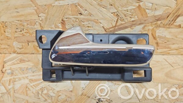 rrr-part-1742-8fd6093243f27f6b8199f61a11bf540b Jeep Grand Cherokee Rear door interior handle