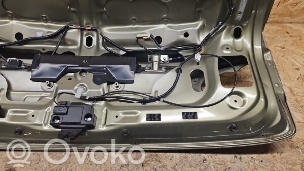 Lexus IS 220D-250-350 Tailgate/trunk/boot lid