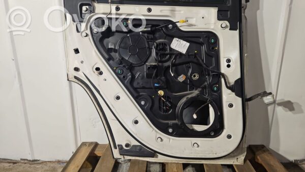 rrr-part-1762-c28e4e4a6b0f527ddca908cc2dd23dcd-1 Jeep Grand Cherokee Rear door