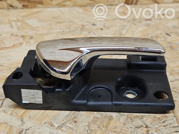 Jeep Grand Cherokee Front door interior handle