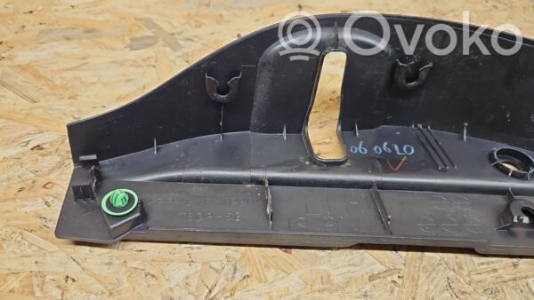 rrr-part-1793-5efa90584f72349ea3050d52ddbbb135 Lexus IS 220D-250-350 Other interior part