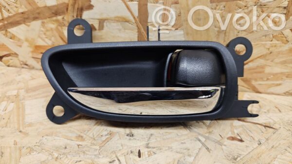 Lexus IS 220D-250-350 Rear door interior handle