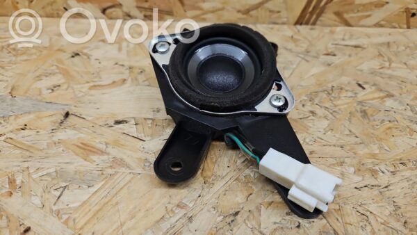 Lexus IS 220D-250-350 Front door speaker
