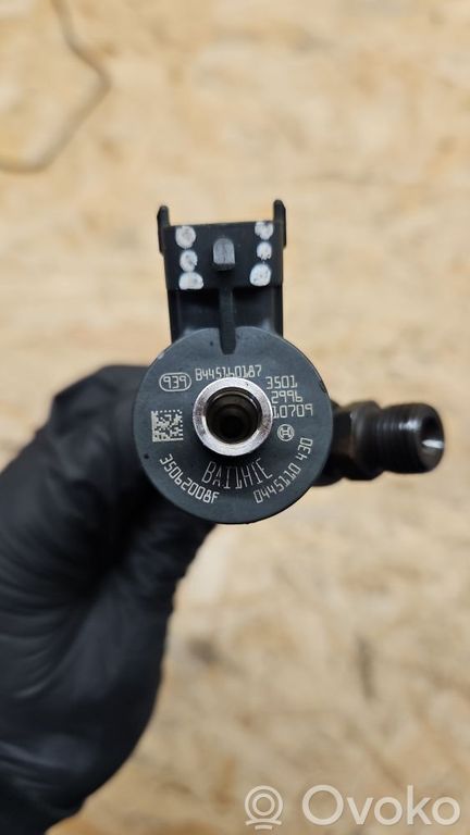 Jeep Grand Cherokee Fuel injector