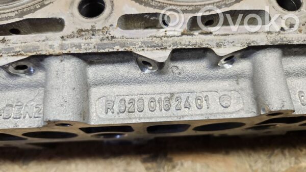 Mercedes-Benz S W221 Engine head