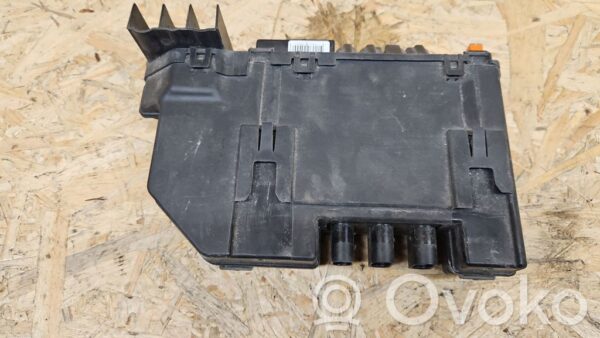 rrr-part-1833-afc373dff5a3e41045c2f7f8fc629062 Mercedes-Benz S W221 Fuse module