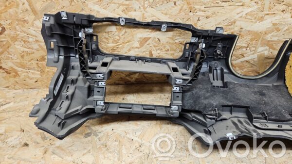 rrr-part-1836-13836f639b23df111d3115ad09d9c119 Mercedes-Benz S W221 Dashboard
