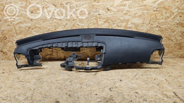 rrr-part-1837-a46b7b5ca34c8ac957097bfe948325c8 Mercedes-Benz S W221 Dashboard