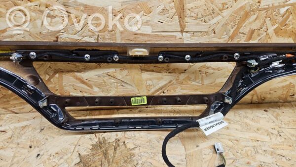 rrr-part-1840-b2390b2627d2852ddd27ae529b1f87fc Mercedes-Benz S W221 Dashboard glove box trim