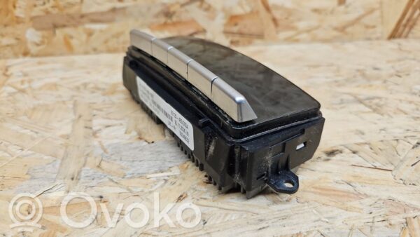 rrr-part-1852-fce9f718a8ce129df8406943e376bced Mercedes-Benz S W221 Kliimaseade