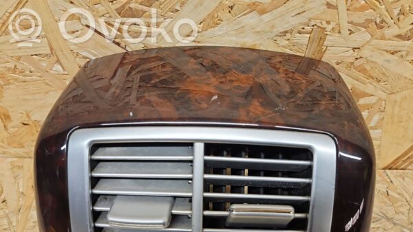 rrr-part-1853-d7419a7e9c433603db28bd346c0c1c89 Mercedes-Benz S W221 Tagumine õhutusvõre