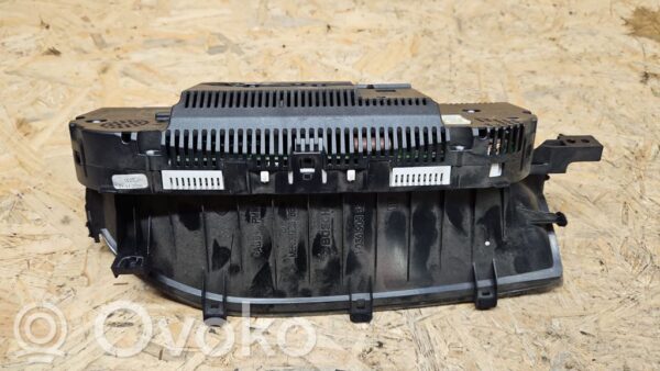 rrr-part-1867-5d8fc6a9c0edf2c3f662bb8ad1a8e032 Mercedes-Benz S W221 Speedometer (instrument cluster)
