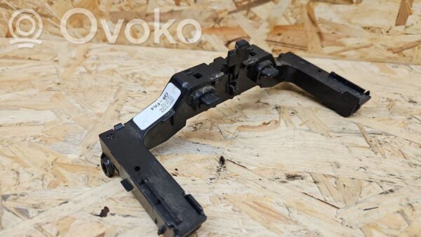 Mercedes-Benz S W221 Armrest lock