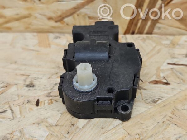 rrr-part-1887-39847e3e63b2b4561e5743428facc379 Mercedes-Benz S W221 Air flap motor/actuator