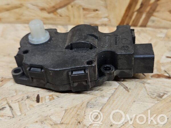 rrr-part-1887-80c8583ff416be55d31b4cb1737cdd44 Mercedes-Benz S W221 Air flap motor/actuator