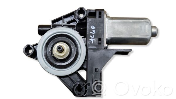 Volvo XC60 Front door window regulator motor