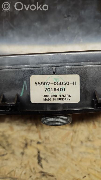 rrr-part-199-db951e5b14249536e97ed7a6f3dc6f9b-1 Toyota Avensis T250 Kliimaseade