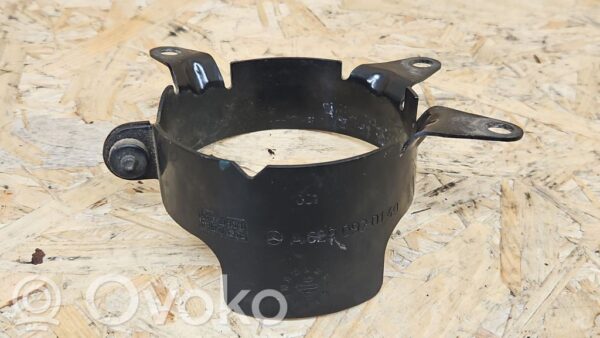 Mercedes-Benz S W221 Fuel filter bracket/mount holder
