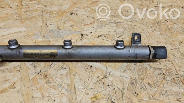 Mercedes-Benz S W221 Fuel main line pipe