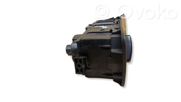 Mercedes-Benz CLS C219 Light switch