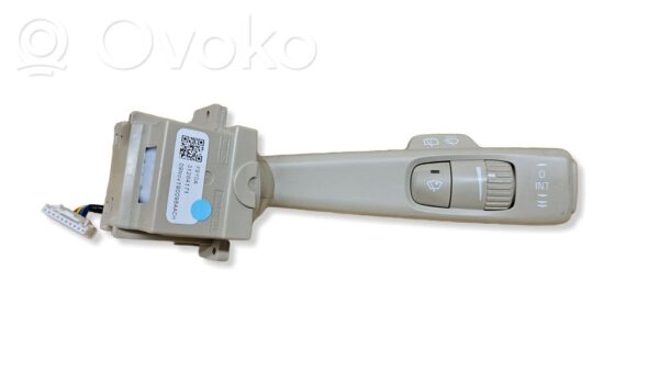 rrr-part-206-42df33d3a7ee2b15af8f73366d032abd-1 Volvo XC60 Wiper control stalk