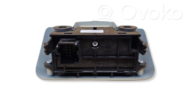 rrr-part-208-3abdfe219ee6620d531558900f036e54 Volvo XC60 Käsipiduri lüliti