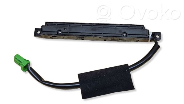rrr-part-210-789ccfe6fac4851c94df395775703174 Volvo XC60 Head unit multimedia control