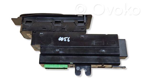 Volvo S60 Electric window control switch