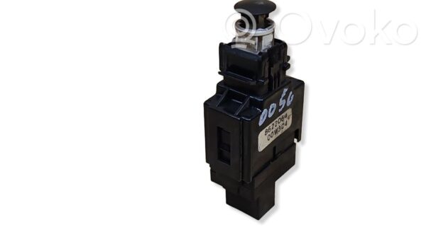 rrr-part-215-948ddc3be24a0fc0622602a74d46ca93-1 Volvo S60 Piduripedaali andur