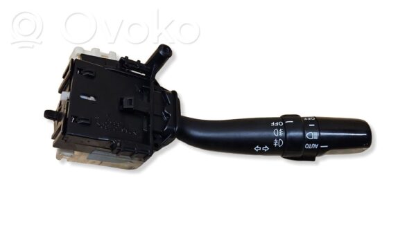 rrr-part-221-c244db435f39cfa9d63fa1ed1d1ac1a8-1 Toyota Avensis T250 Indicator stalk